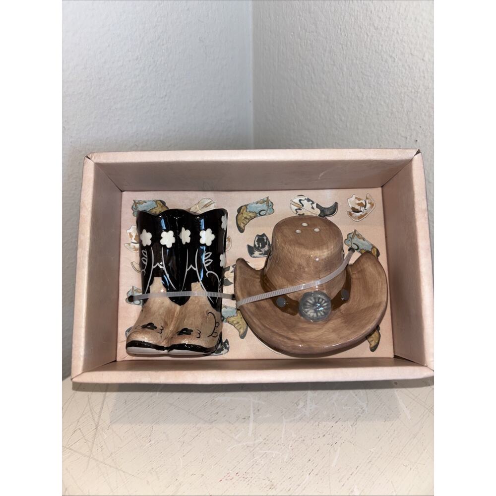 Blue Sky Clayworks Western Cowboy Cowgirl Boots & Hat Salt & Pepper Shakers NEW